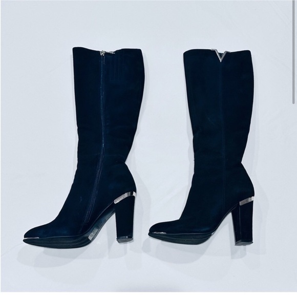 Geronea Black Suede Tall Boots Gold Hardware V-Detail Size 37 - Picture 4 of 9